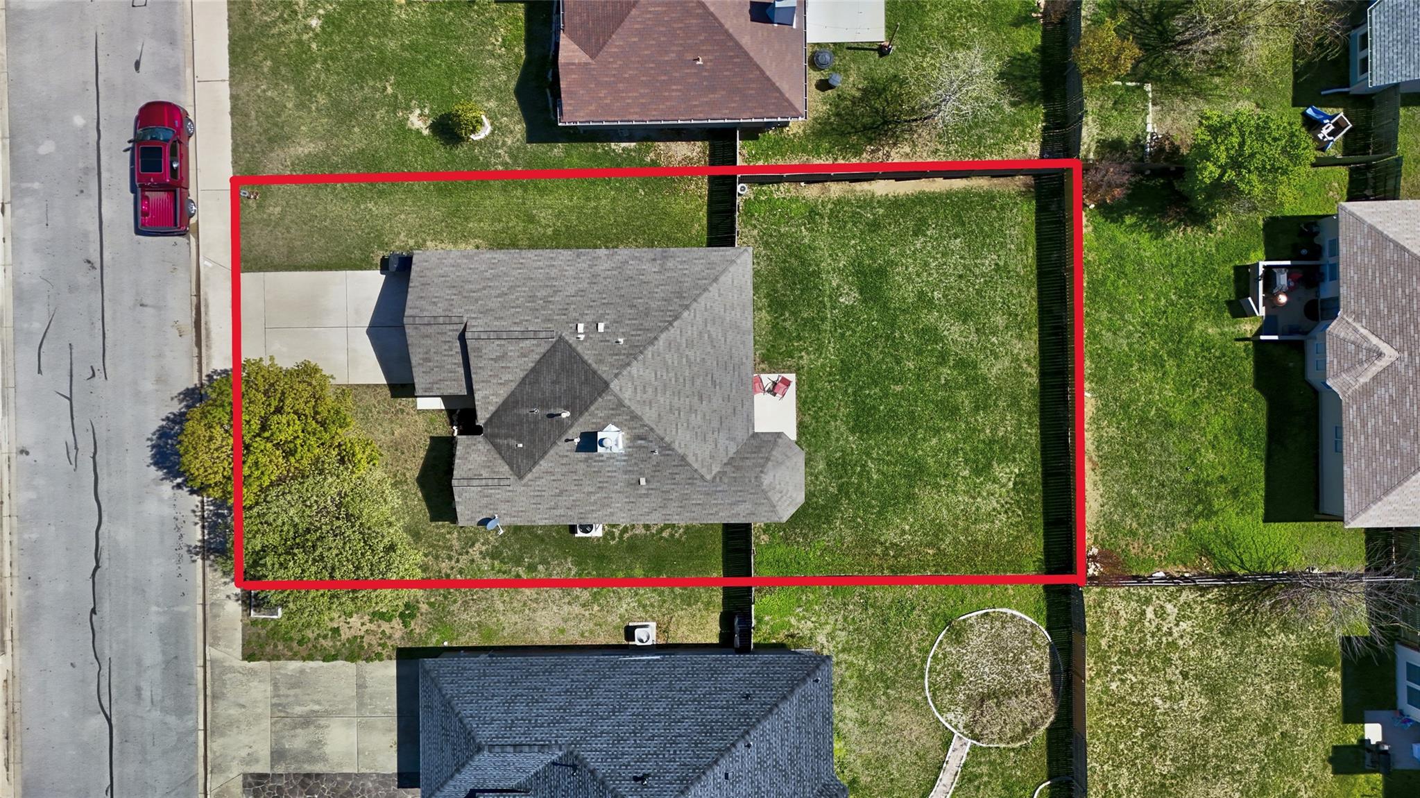 606 Los Robles Rd, Leander, TX 78641