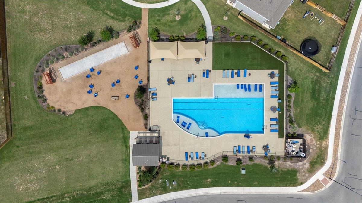 112 Rainmaker Cv, Bastrop, TX 78602