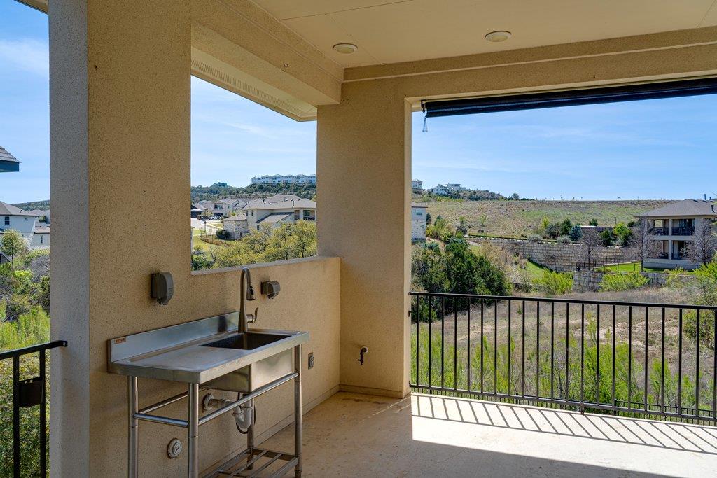 207 Sumalt Gap Way, Austin, TX 78738