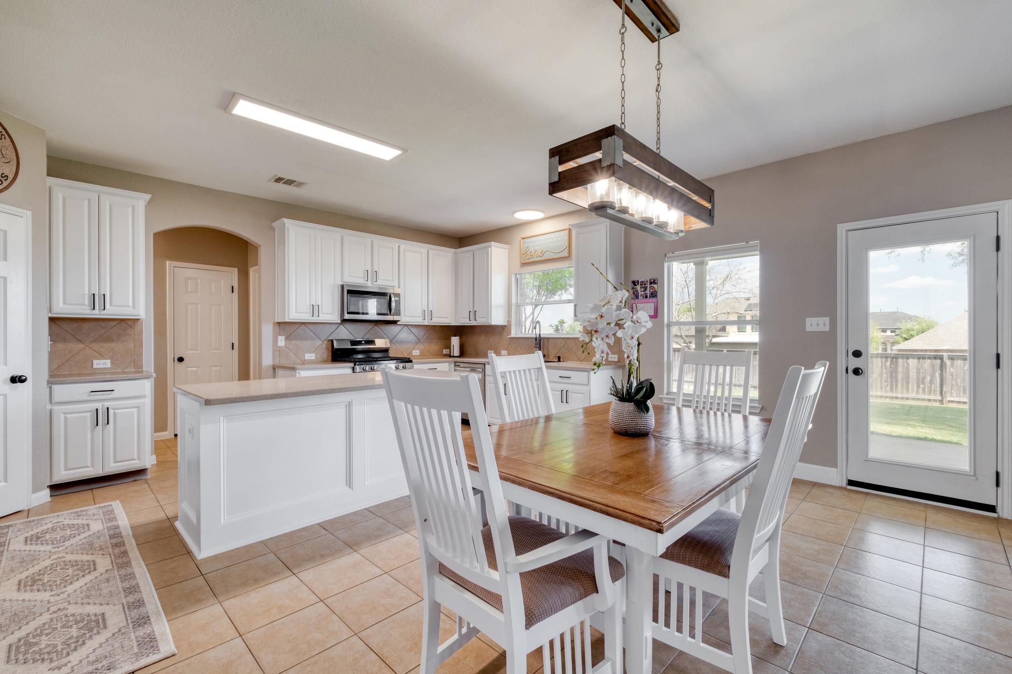 4519 Heritage Well Ln, Round Rock, TX 78665