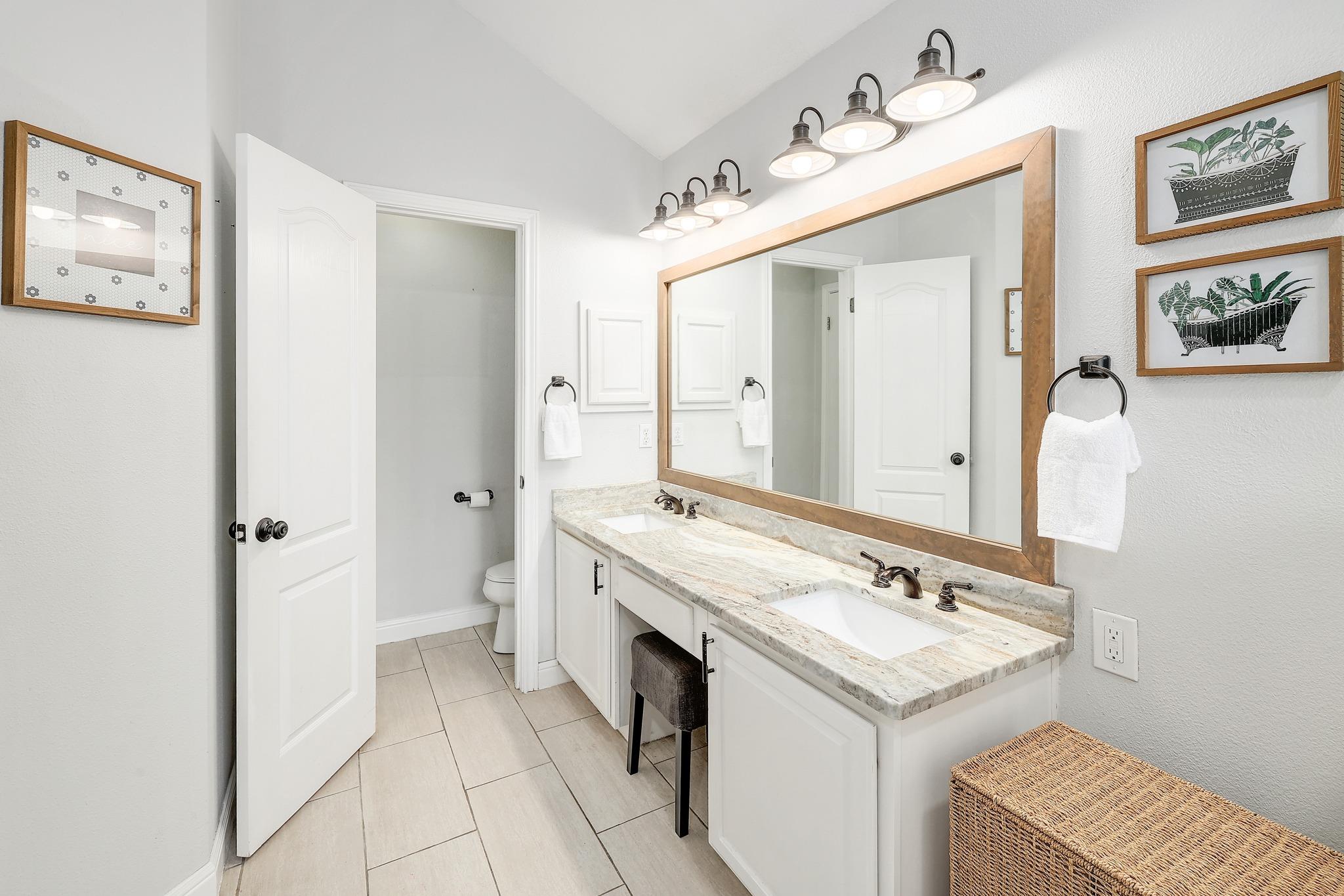 3019 Plantation Dr, Round Rock, TX 78681