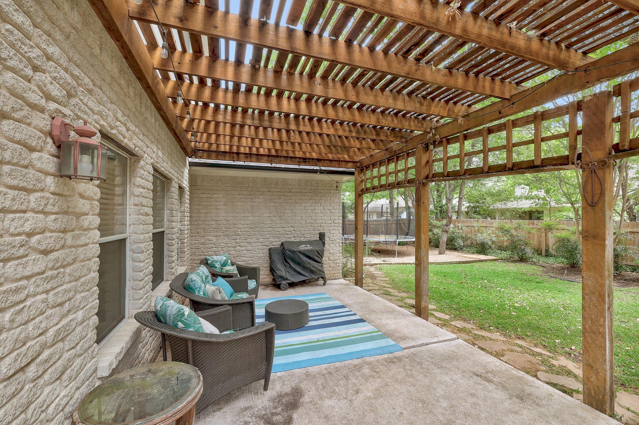 3019 Plantation Dr, Round Rock, TX 78681