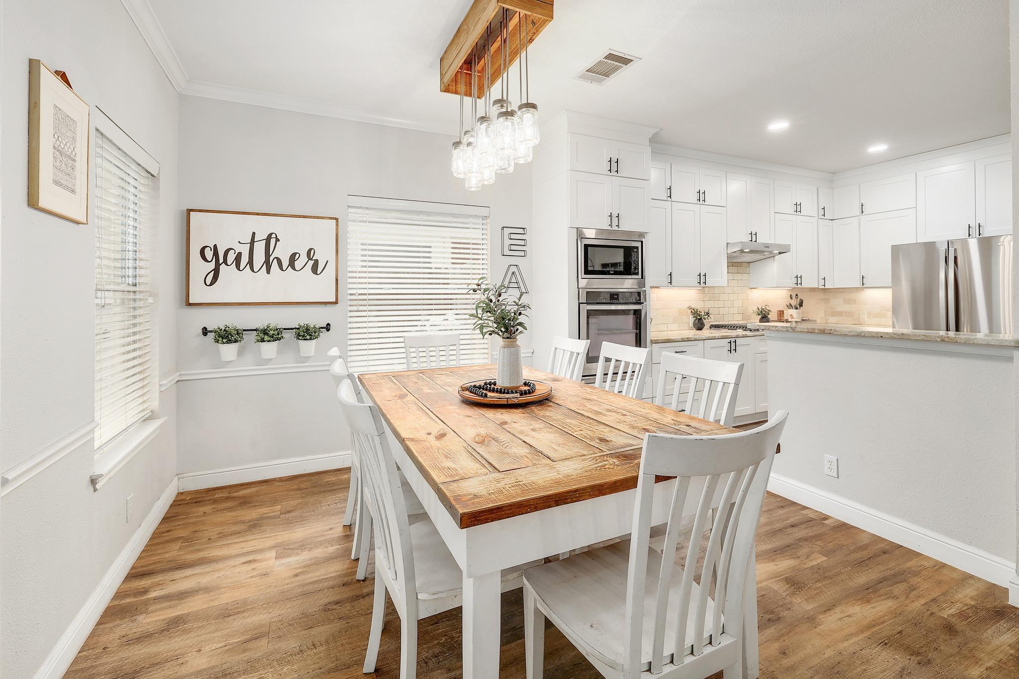 3019 Plantation Dr, Round Rock, TX 78681