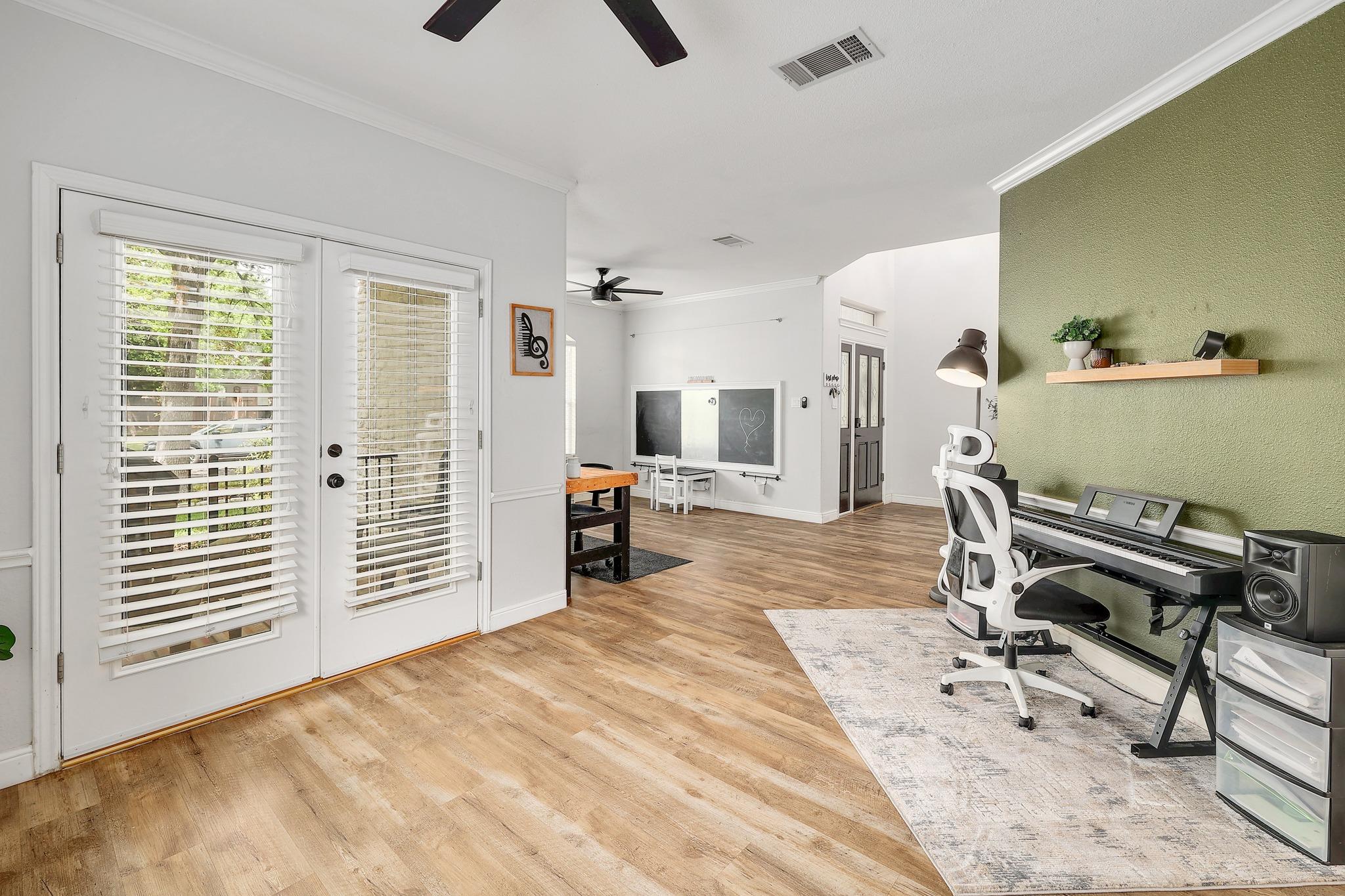 3019 Plantation Dr, Round Rock, TX 78681