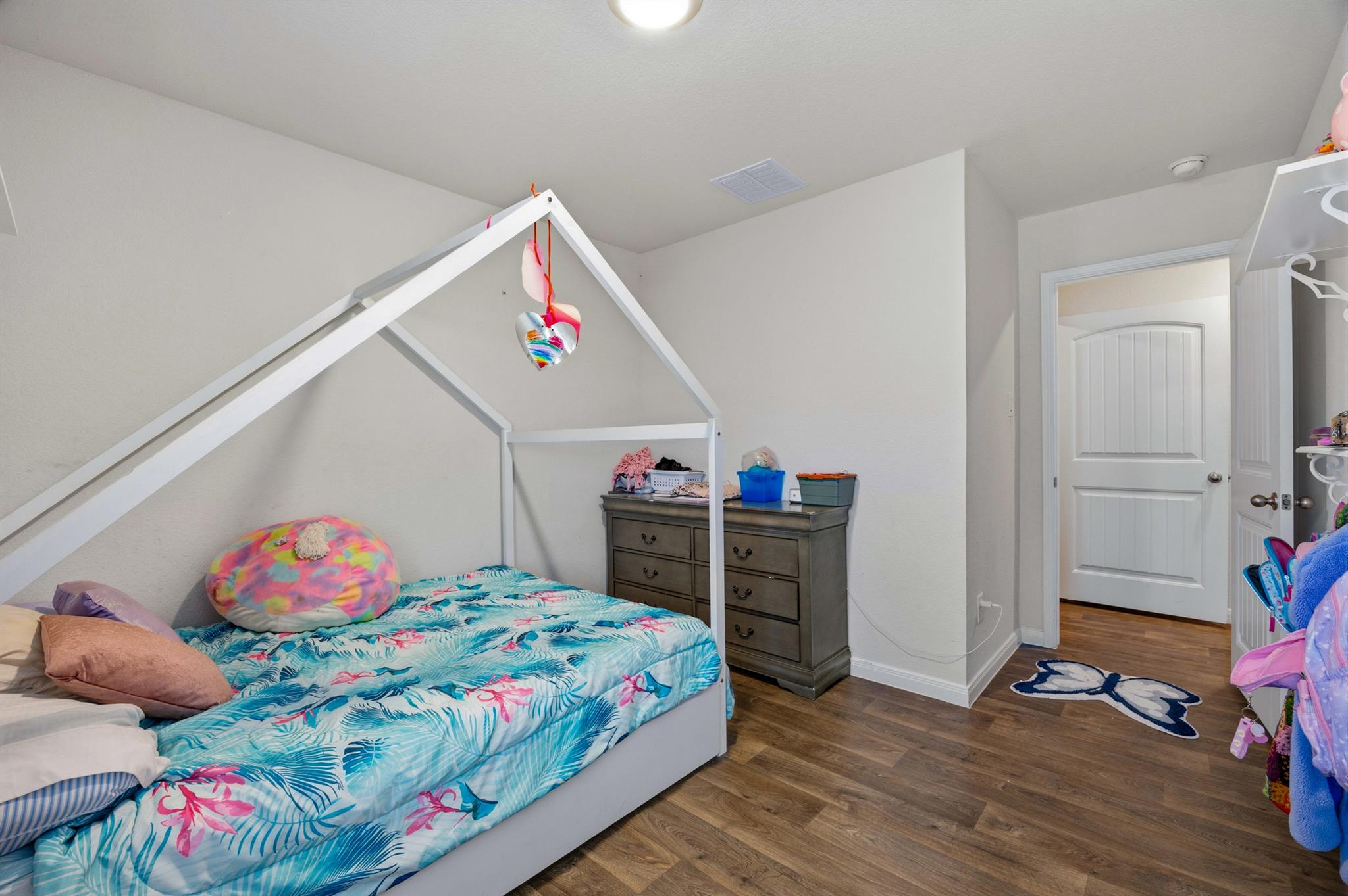 1425 London Way, Lockhart, TX 78644