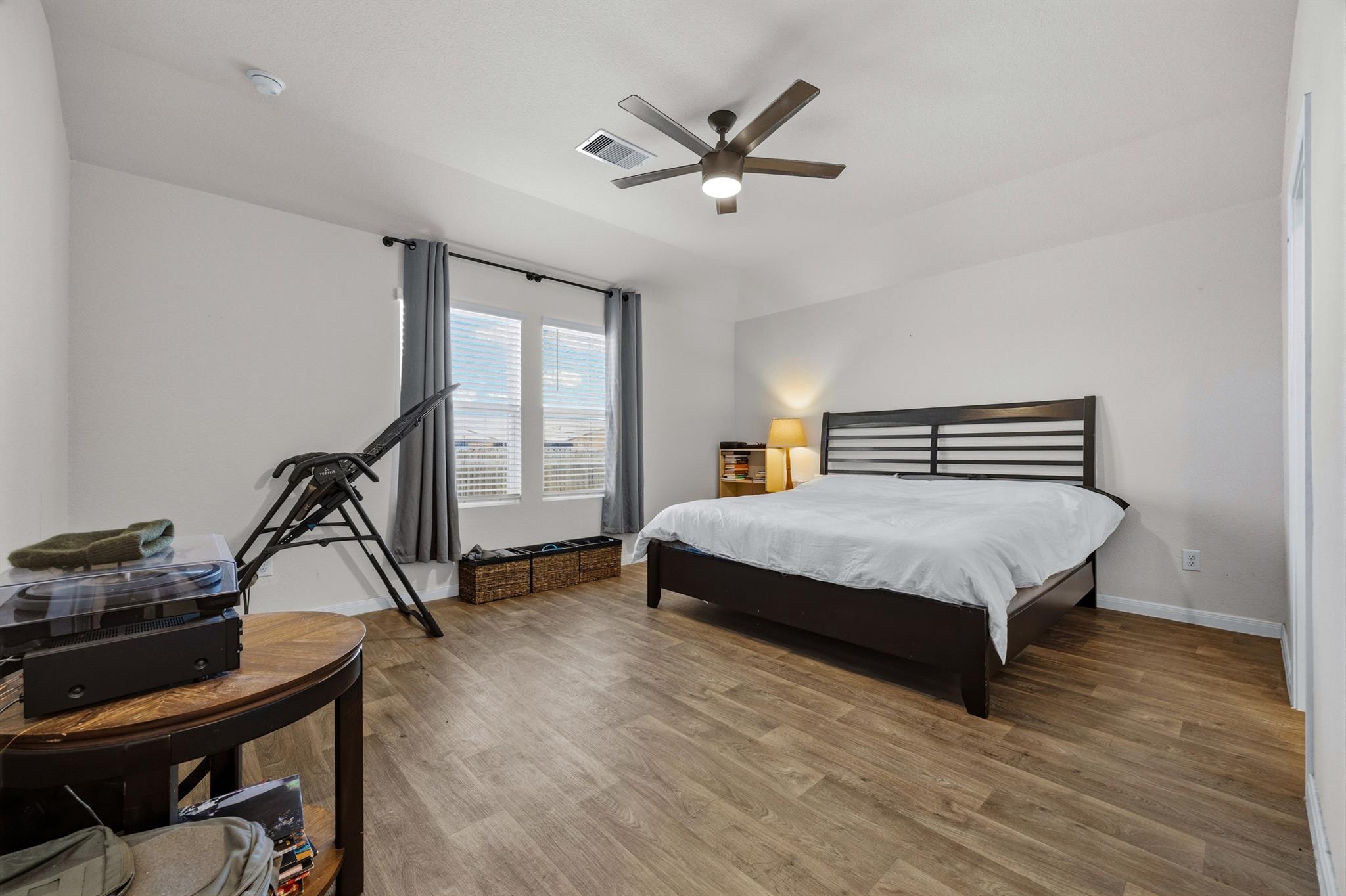 1425 London Way, Lockhart, TX 78644