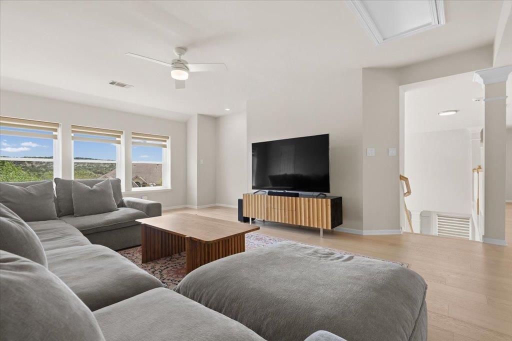 1613 Acacia Bud Dr, Austin, TX 78733