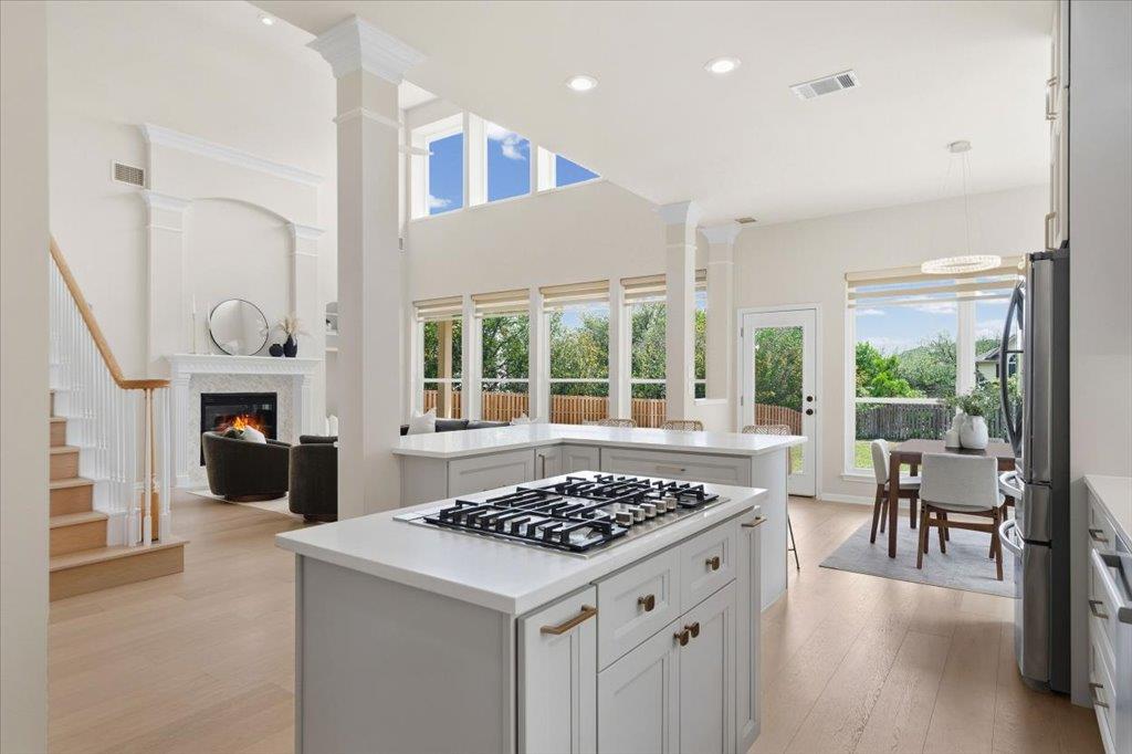 1613 Acacia Bud Dr, Austin, TX 78733