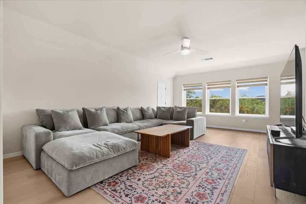 1613 Acacia Bud Dr, Austin, TX 78733