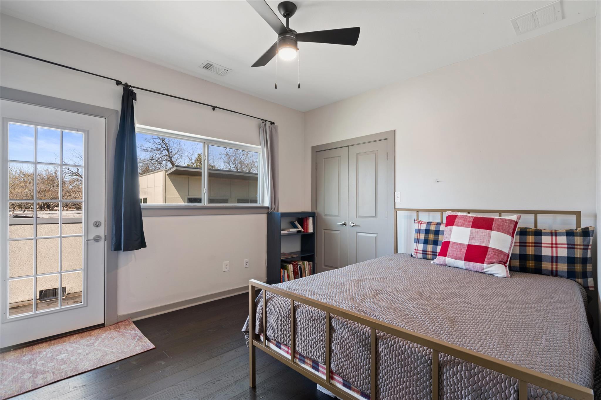 5928 Lux St, Austin, TX 78721