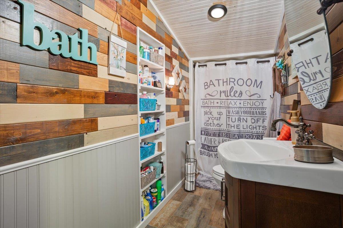 2804 Auction Barn Rd, Belton, TX 76513