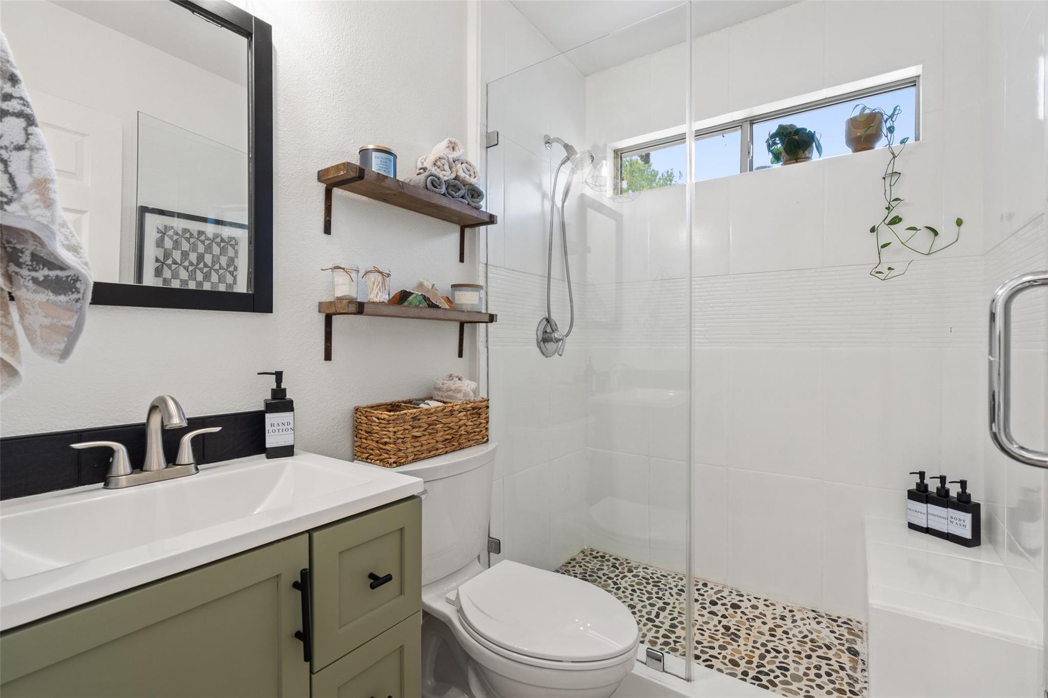 109 Wisteria Dr, Georgetown, TX 78626