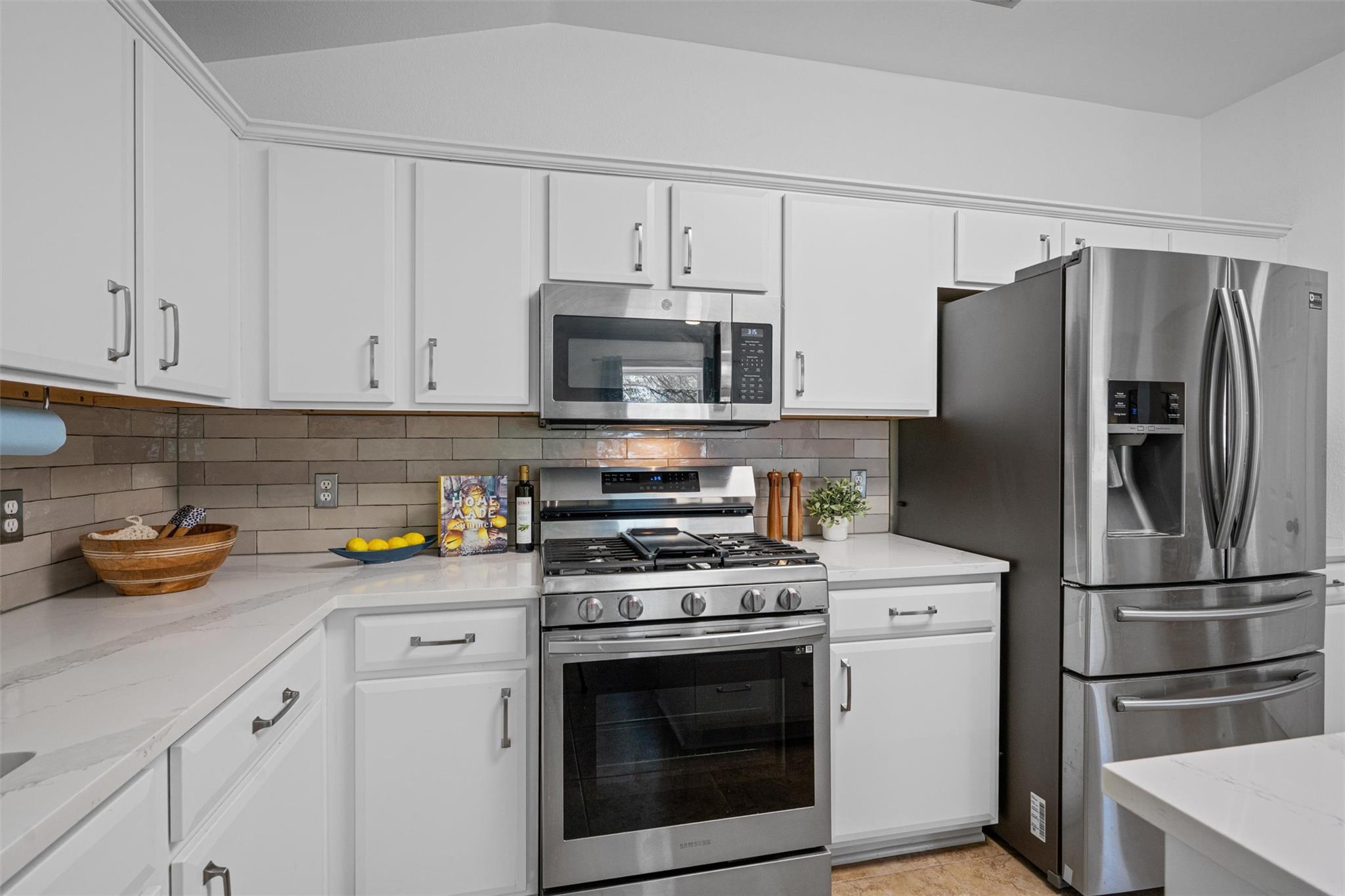 4101 Natural Bridge Ct, Round Rock, TX 78681