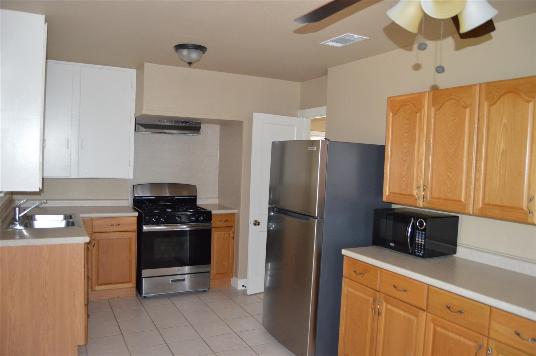 2616 E 3rd St, Austin, TX 78702