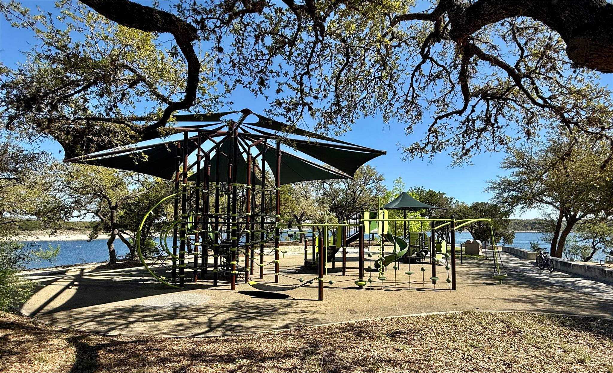 8221 Arroyo Ave, Lago Vista, TX 78645