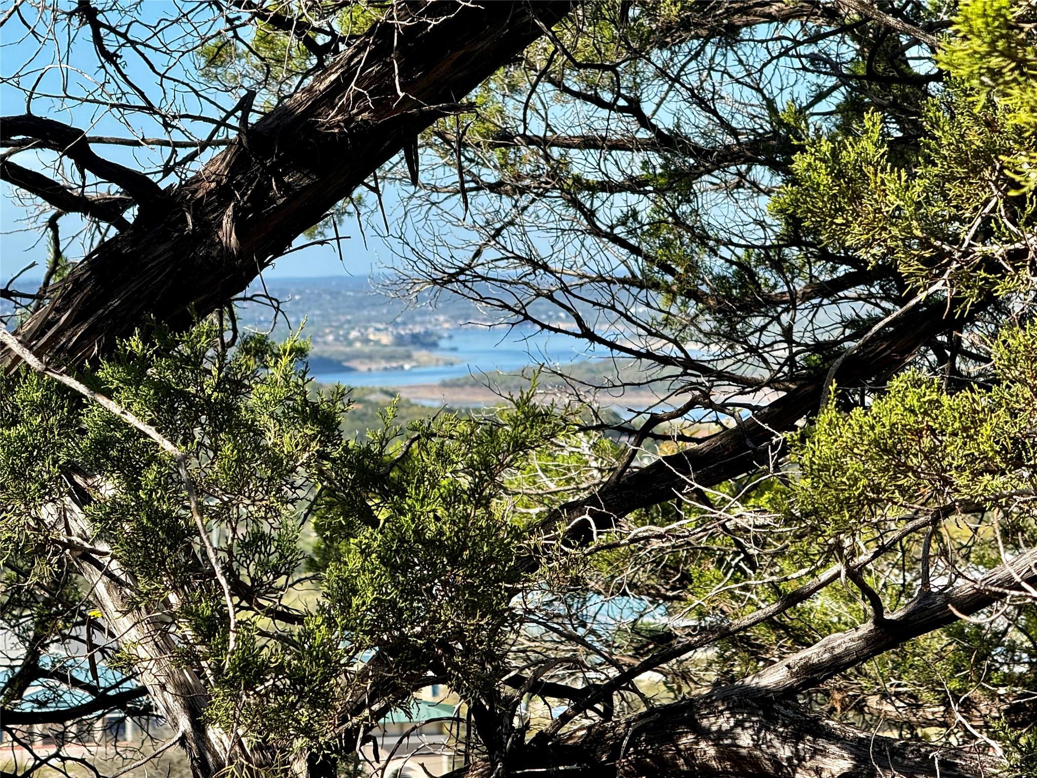 8221 Arroyo Ave, Lago Vista, TX 78645