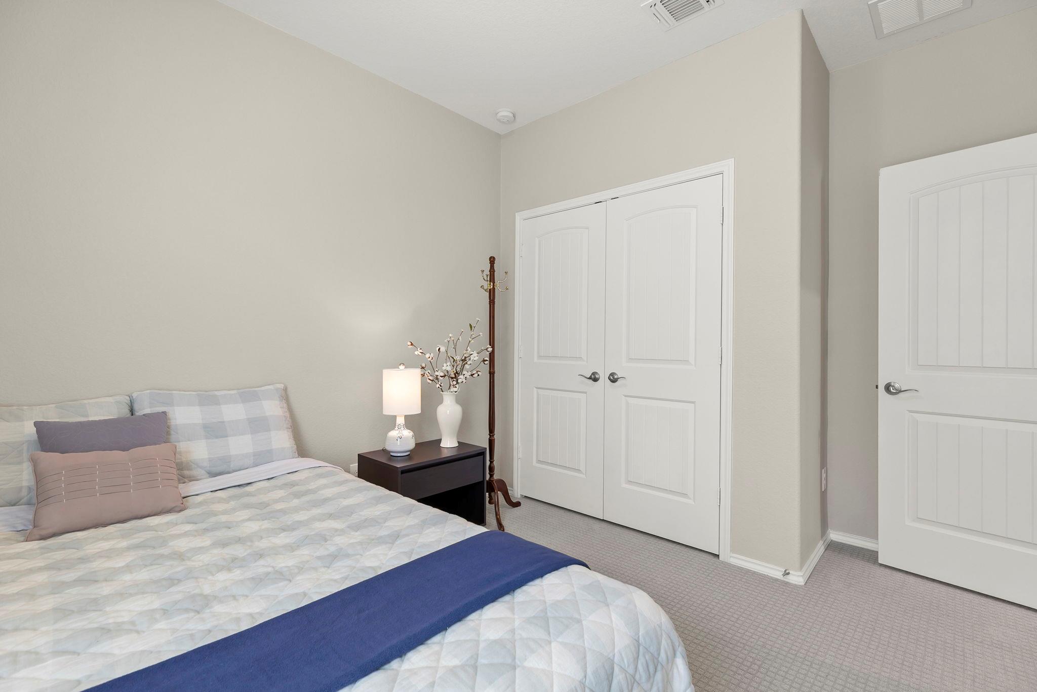 13912 Lyndon B Johnson St, Manor, TX 78653