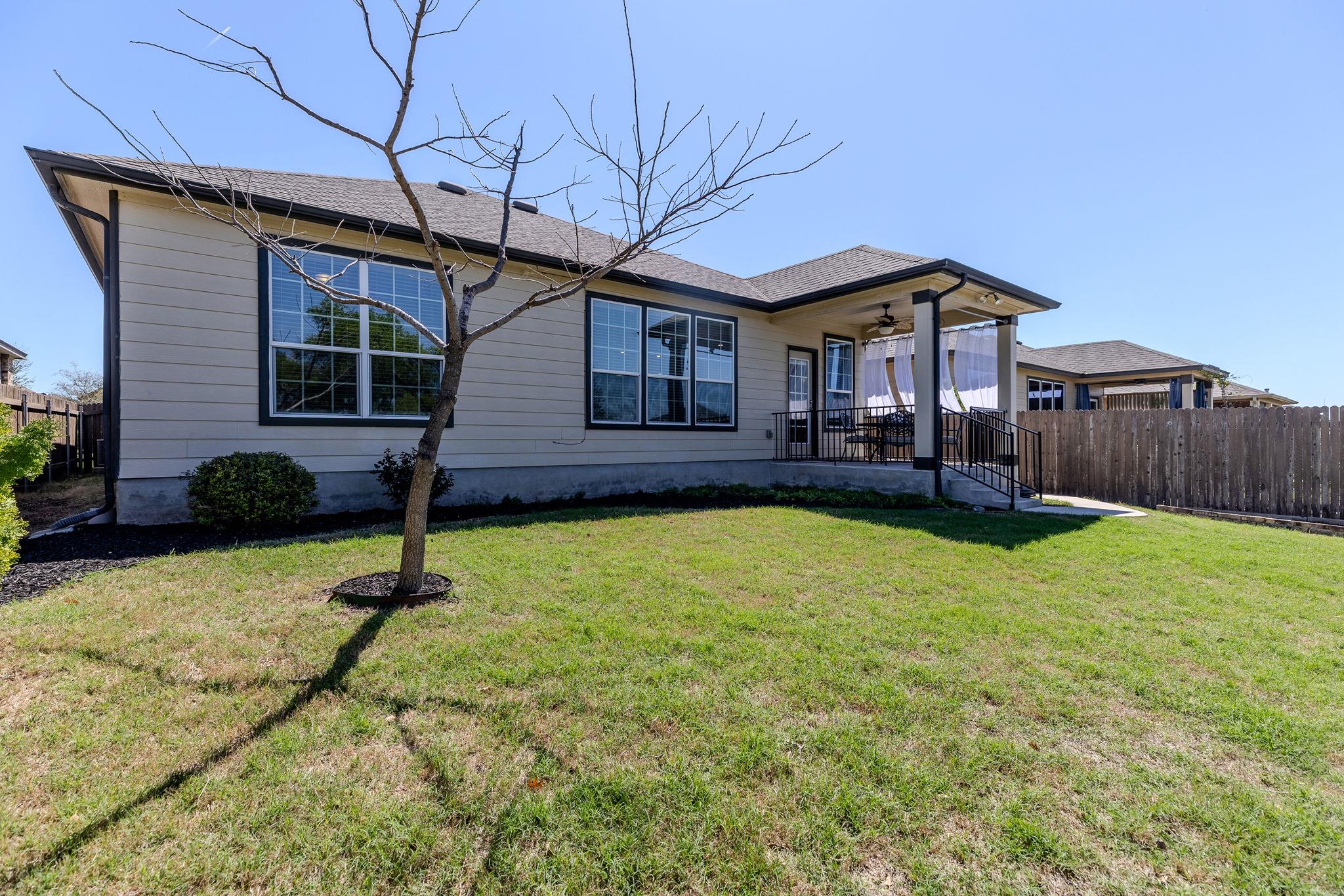 13912 Lyndon B Johnson St, Manor, TX 78653