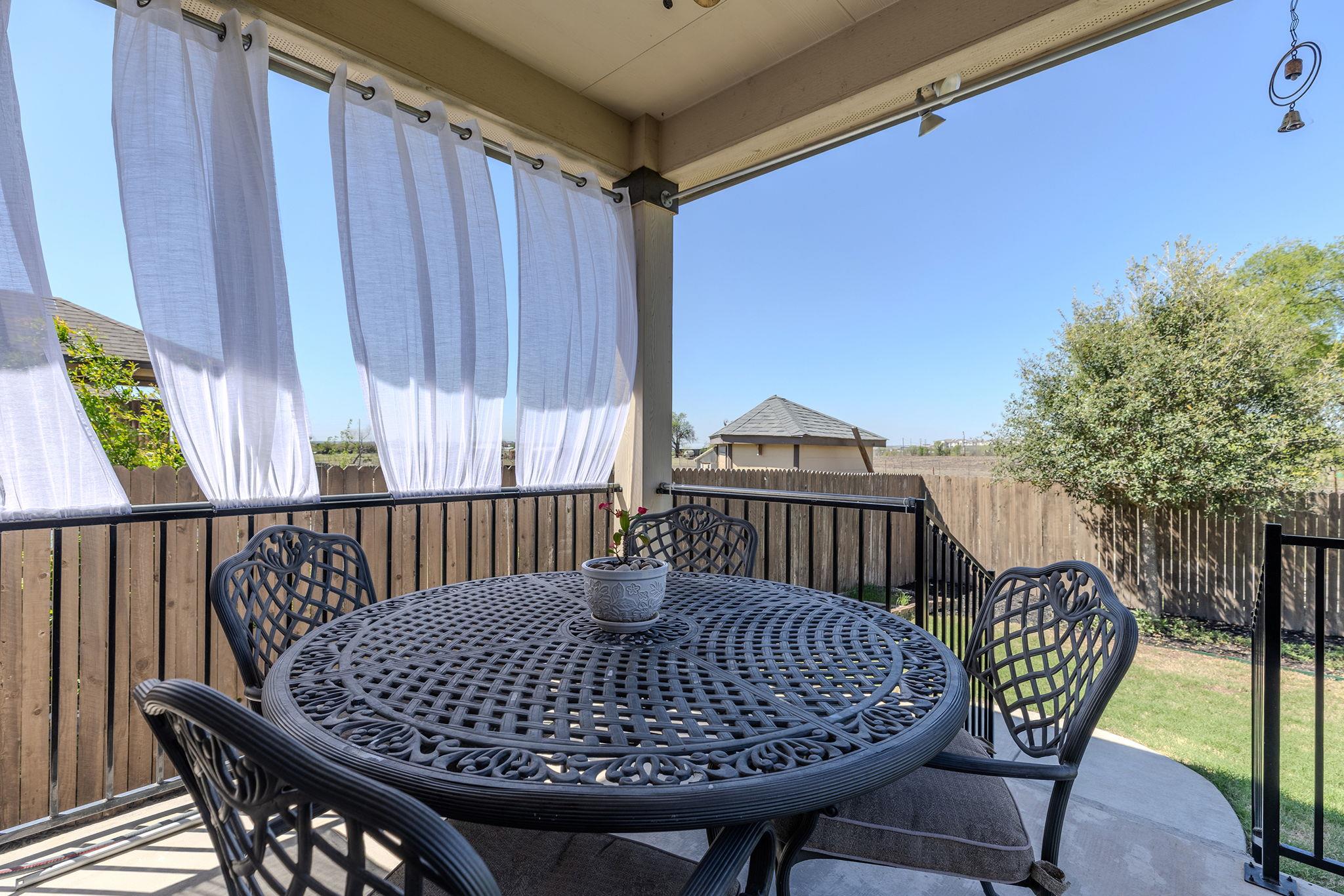 13912 Lyndon B Johnson St, Manor, TX 78653