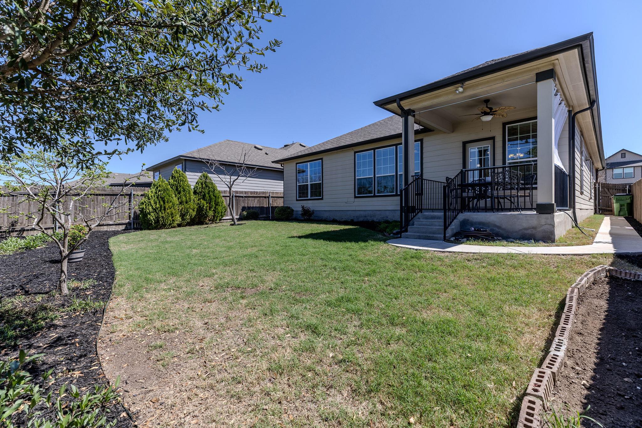 13912 Lyndon B Johnson St, Manor, TX 78653