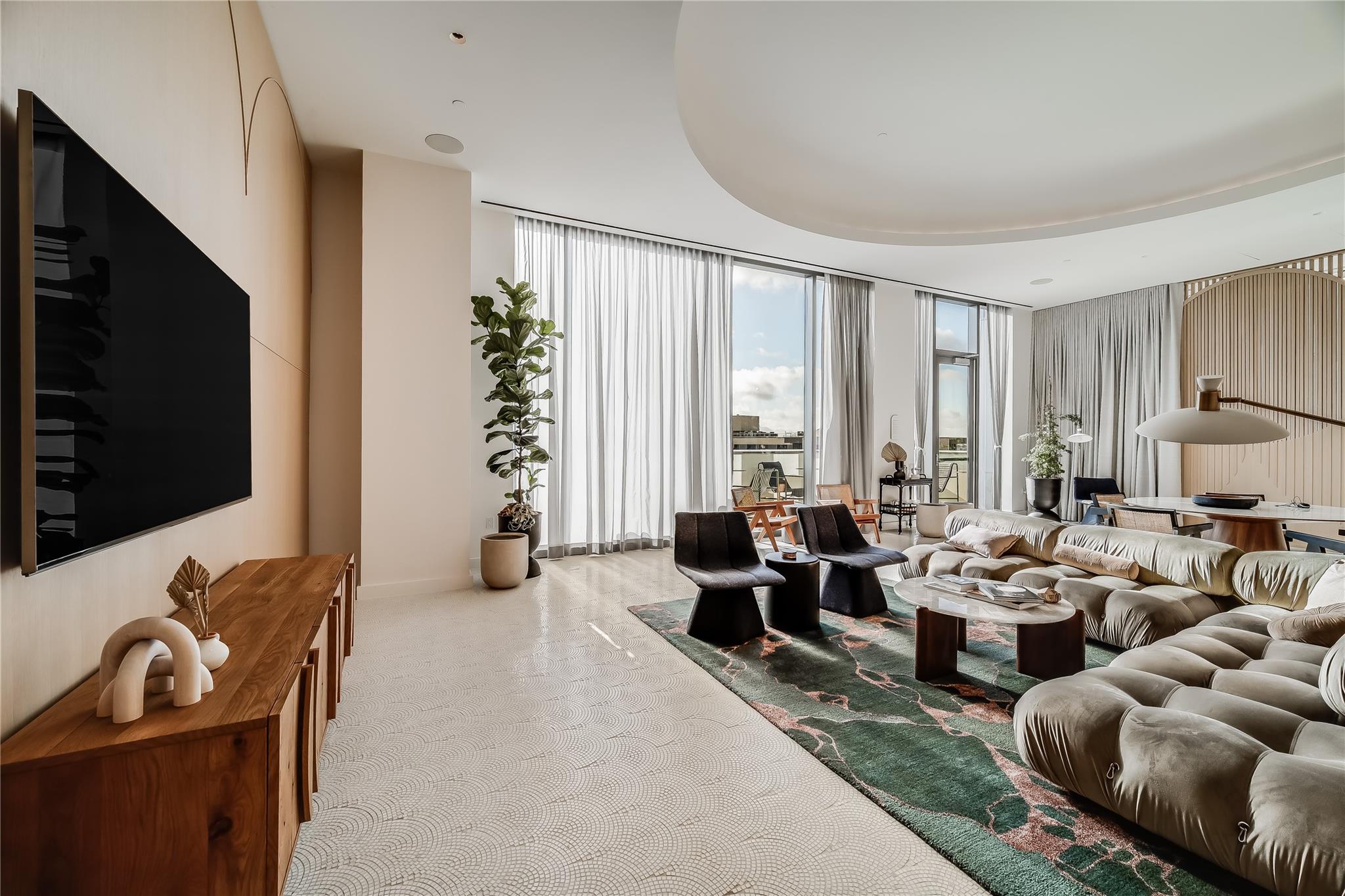 44 East Ave # 1402, Austin, TX 78701