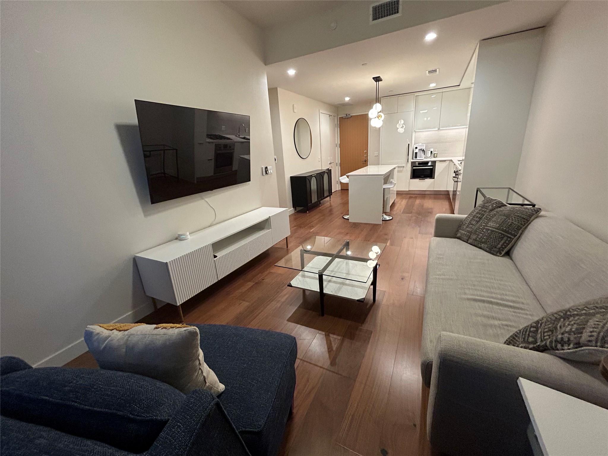 44 East Ave # 1402, Austin, TX 78701