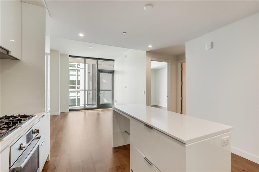 44 East Ave # 1402, Austin, TX 78701