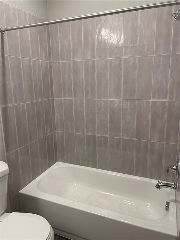 207 Peruna Dr, Marble Falls, TX 78654