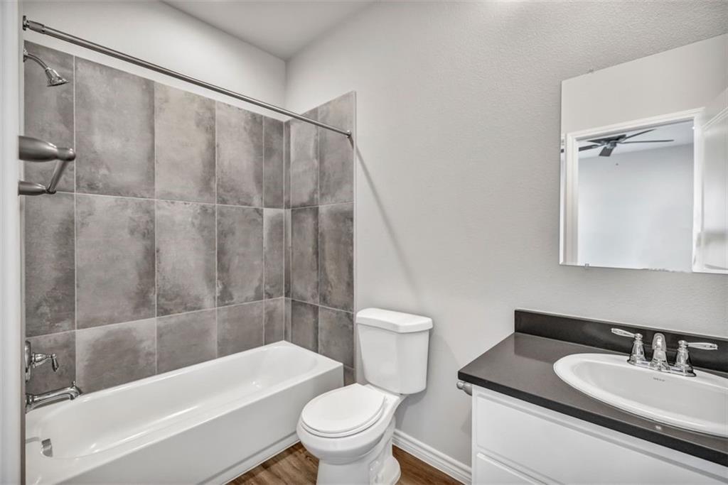 207 Peruna Dr, Marble Falls, TX 78654