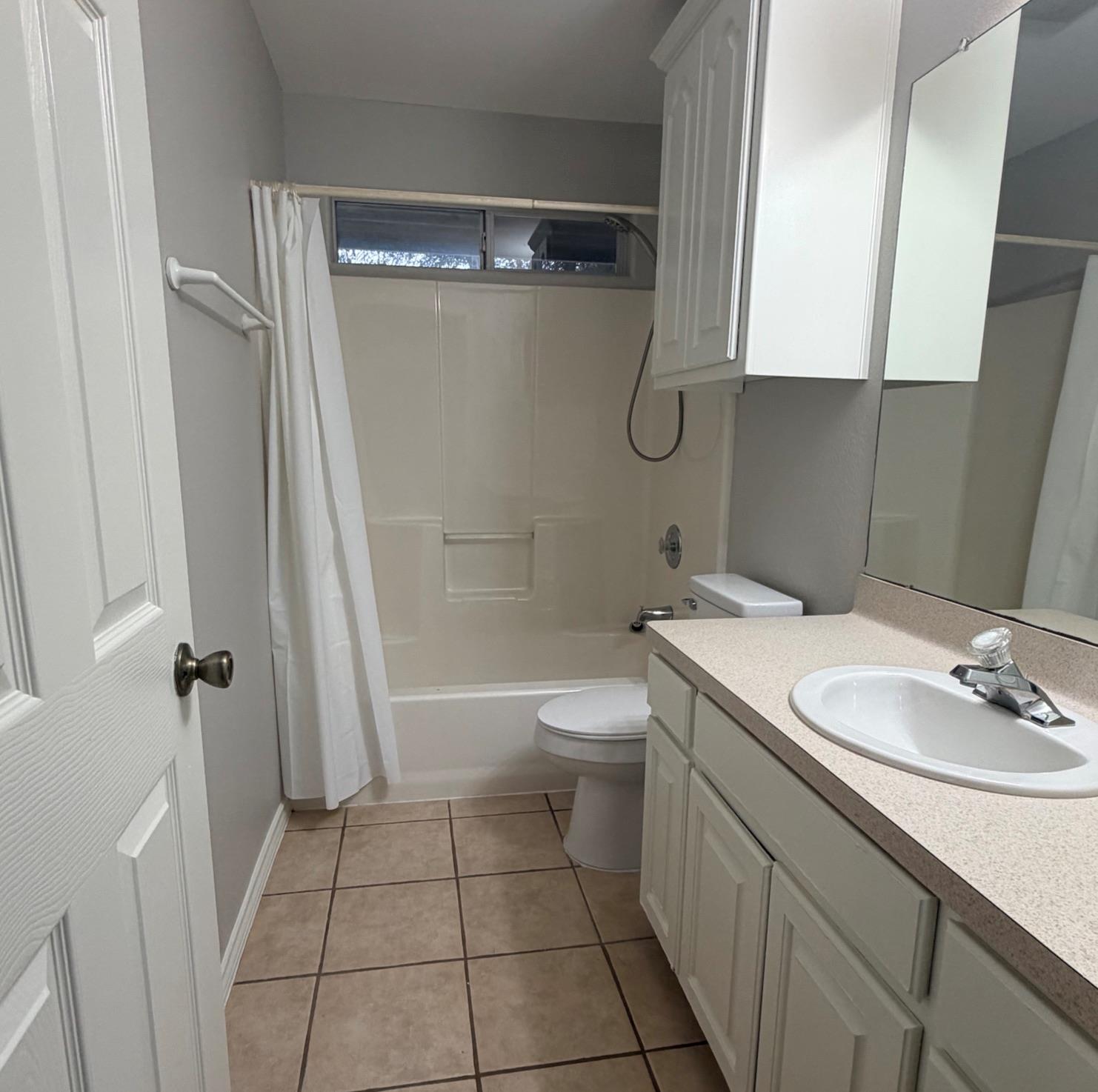 414 Summit Ridge Dr N, Point Venture, TX 78645