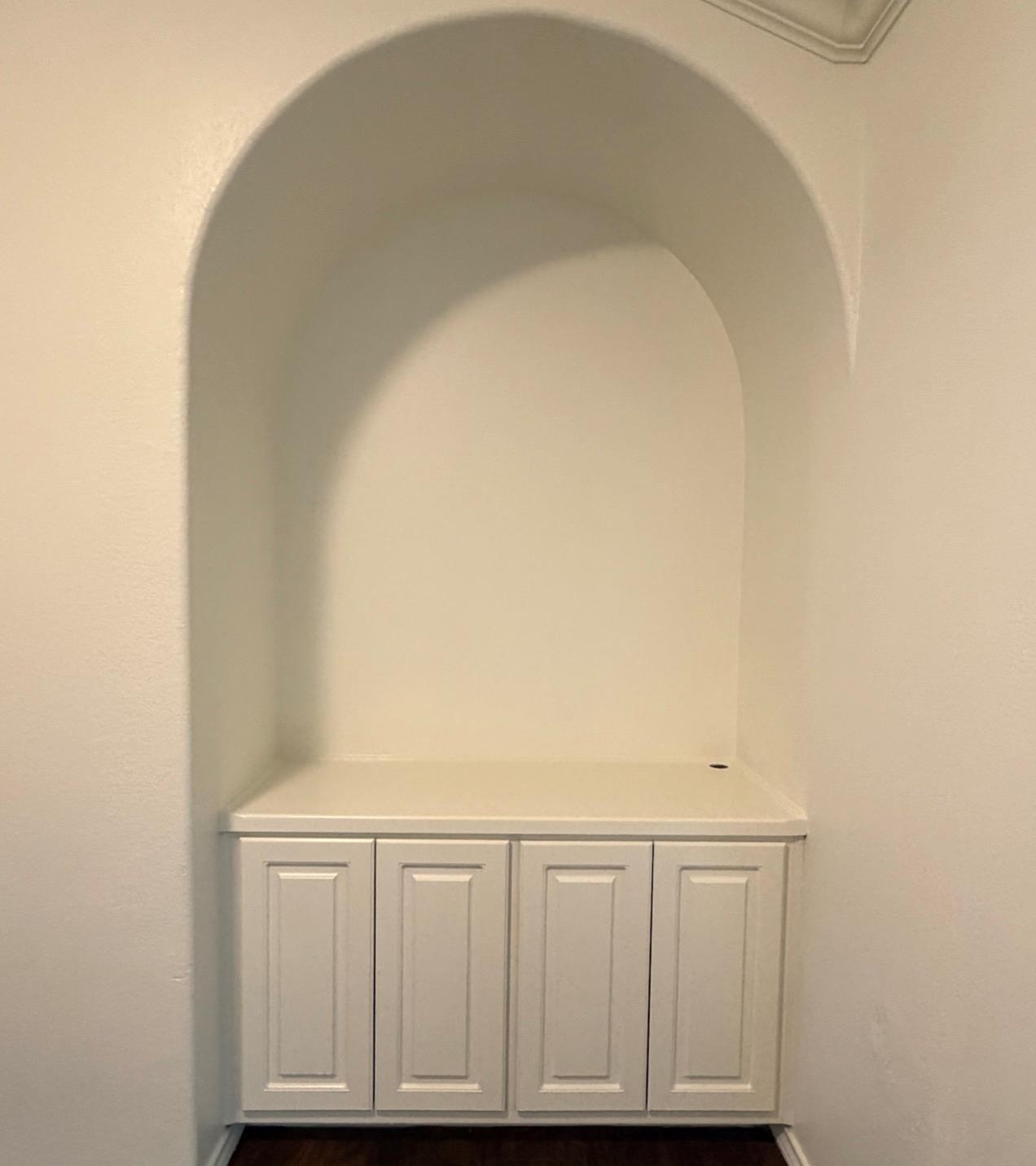 414 Summit Ridge Dr N, Point Venture, TX 78645