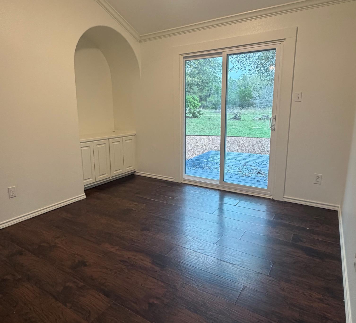 414 Summit Ridge Dr N, Point Venture, TX 78645