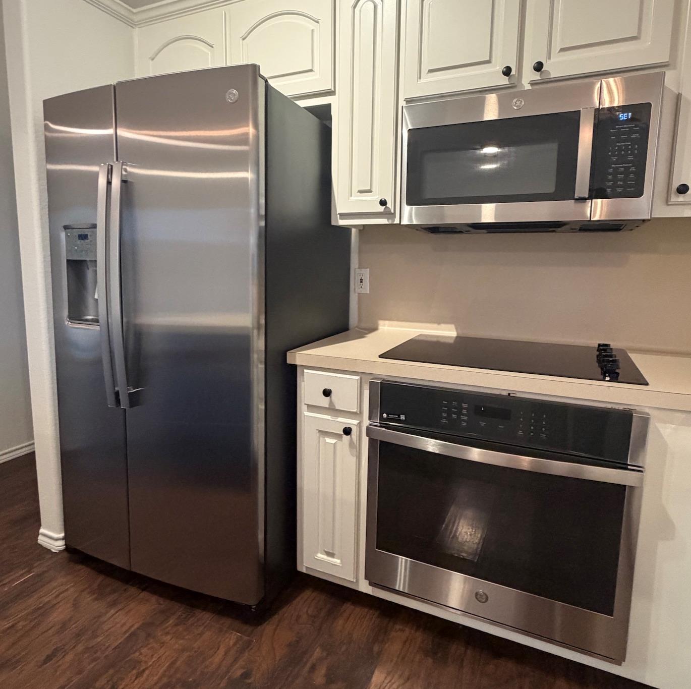 414 Summit Ridge Dr N, Point Venture, TX 78645