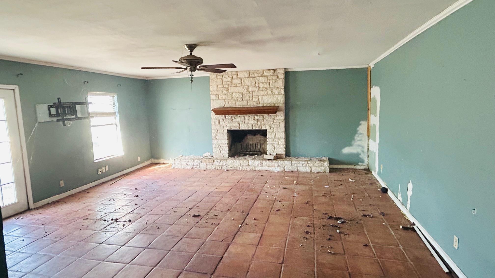 1120 W Goforth Rd, Buda, TX 78610