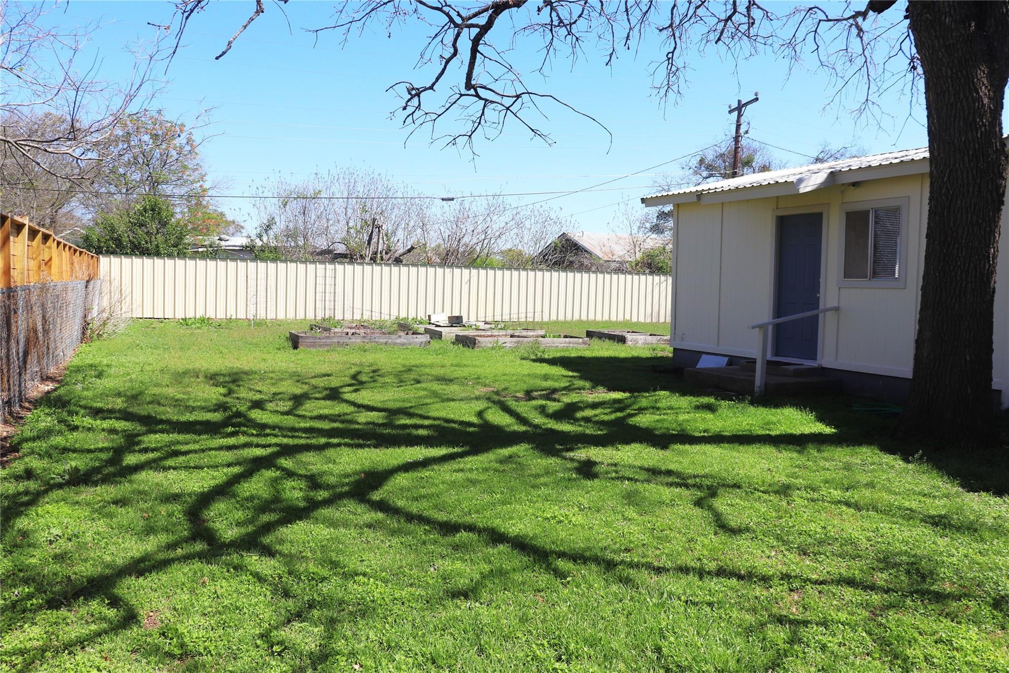 535 W Vaughan St, Bertram, TX 78605