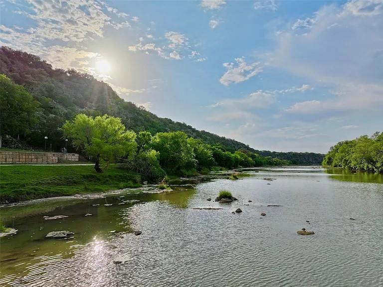 754 Park Rd, Lampasas, TX 76550