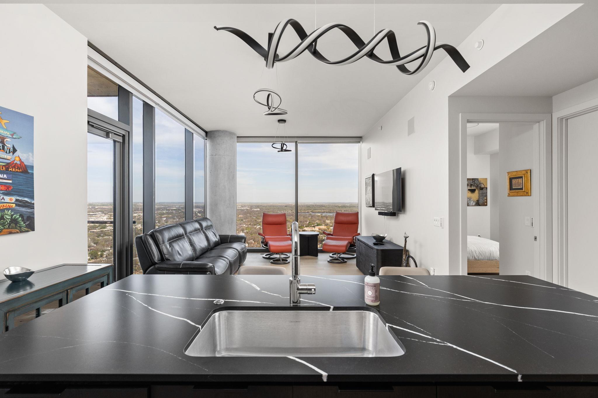 44 East Ave # 2907, Austin, TX 78701