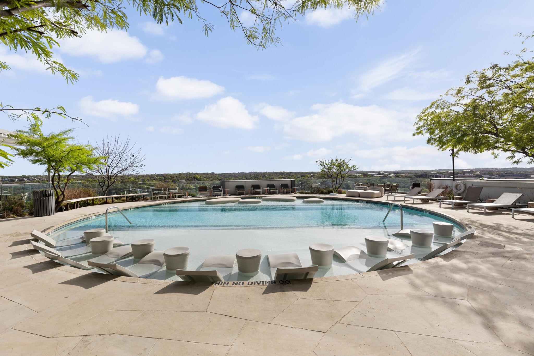 44 East Ave # 2907, Austin, TX 78701