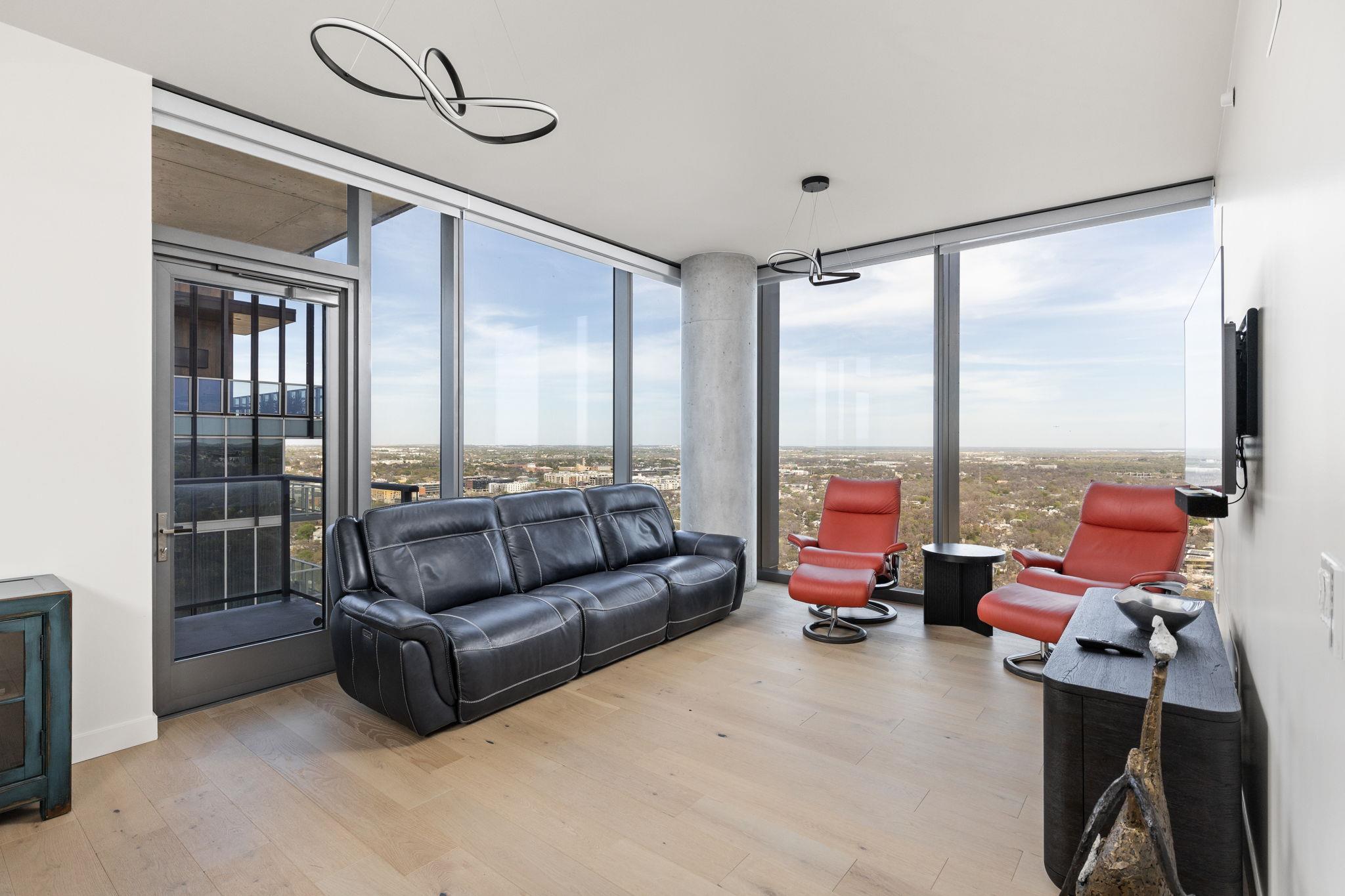 44 East Ave # 2907, Austin, TX 78701