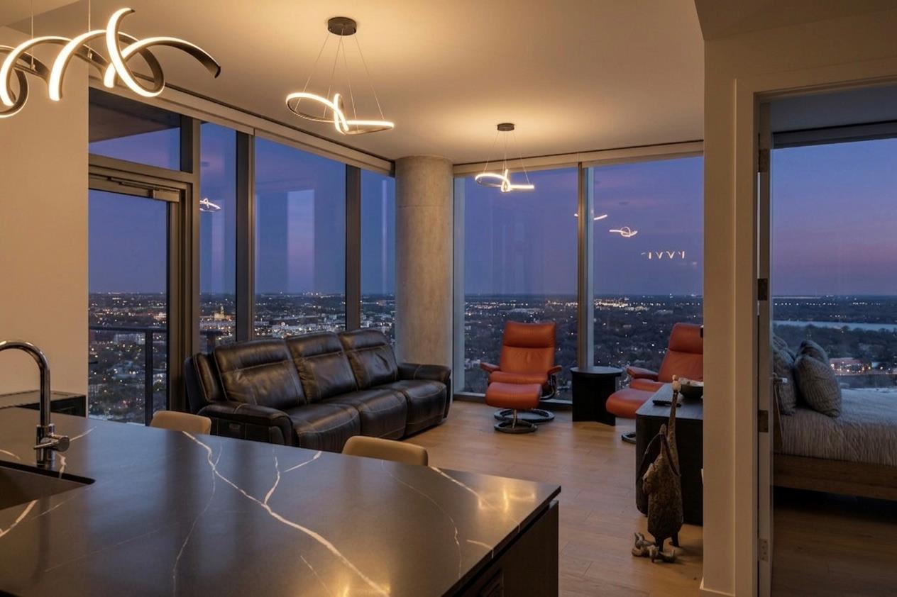 44 East Ave # 2907, Austin, TX 78701