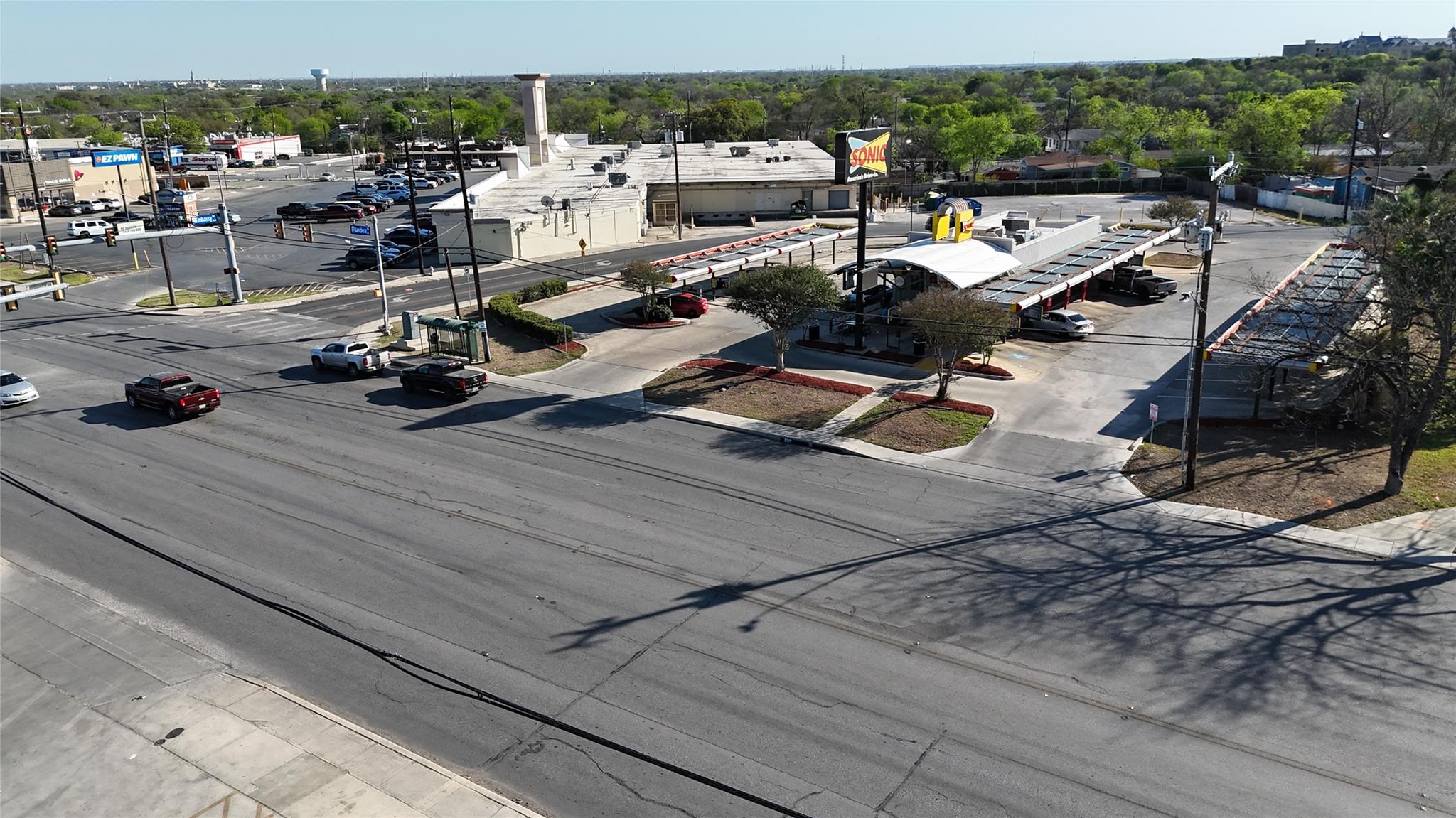 984 Bandera Rd, San Antonio, TX 78228