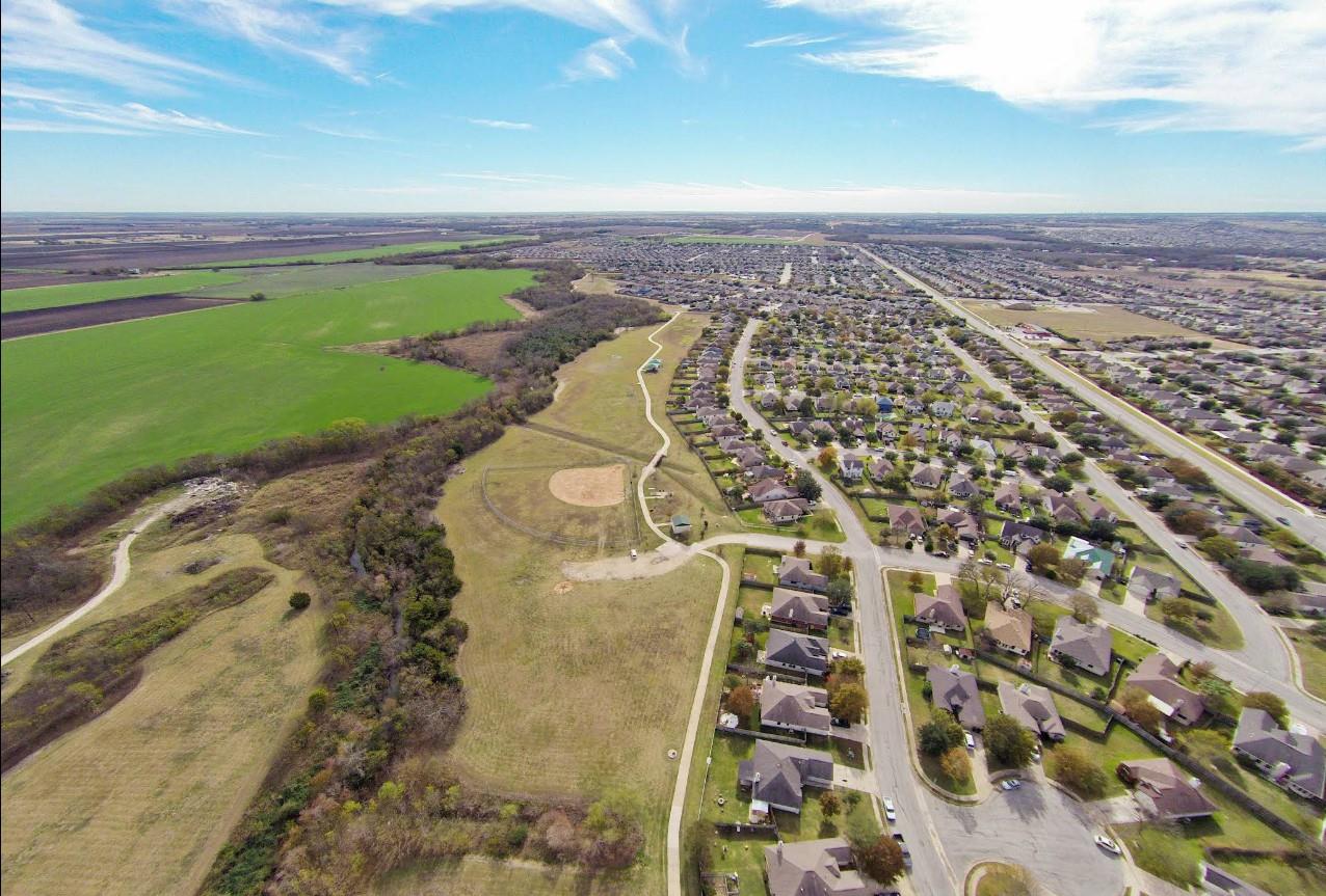 222 Herrera Trl, Hutto, TX 78634