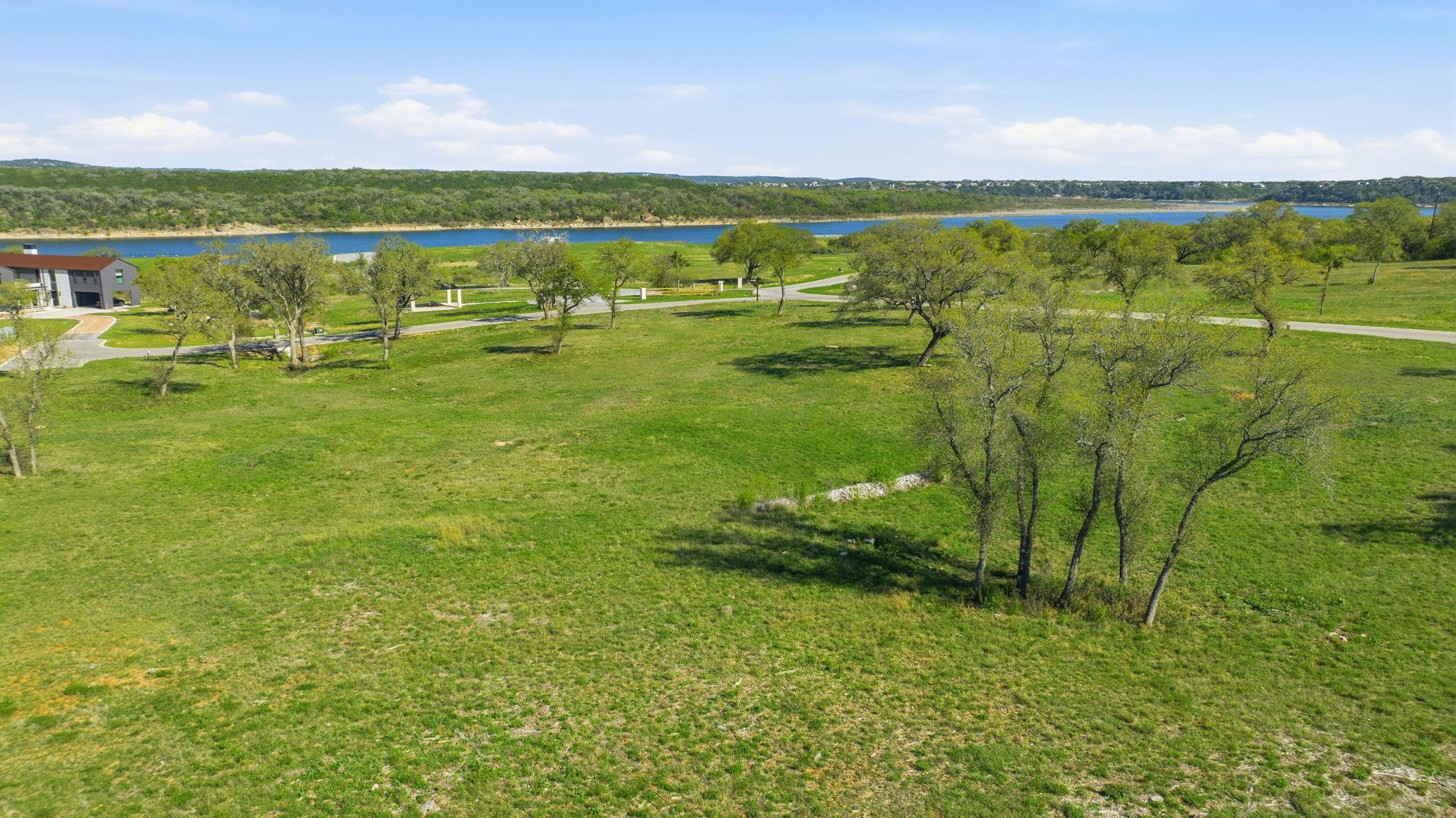 4 Creek Hollow Way, Spicewood, TX 78669