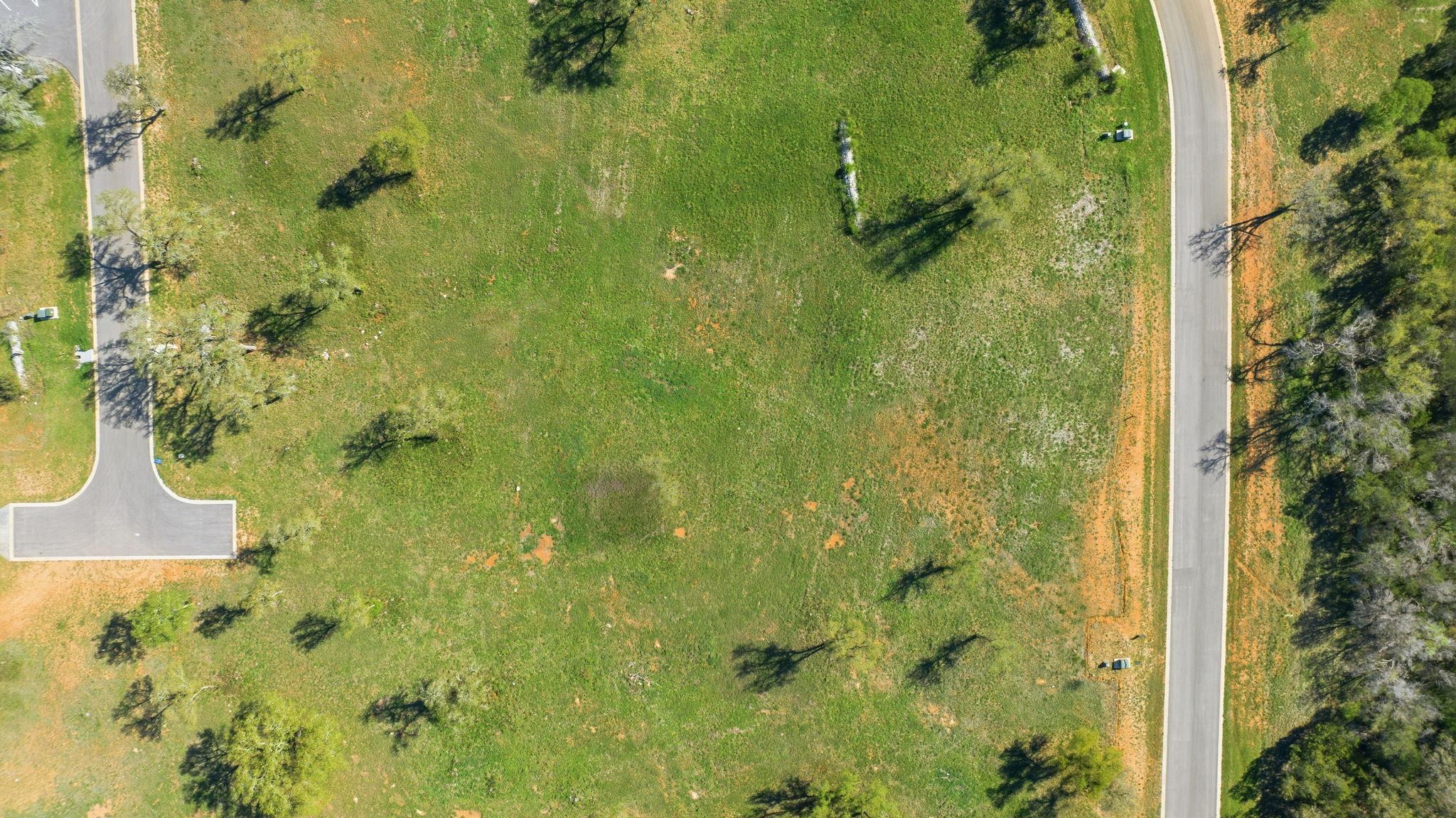 4 Creek Hollow Way, Spicewood, TX 78669