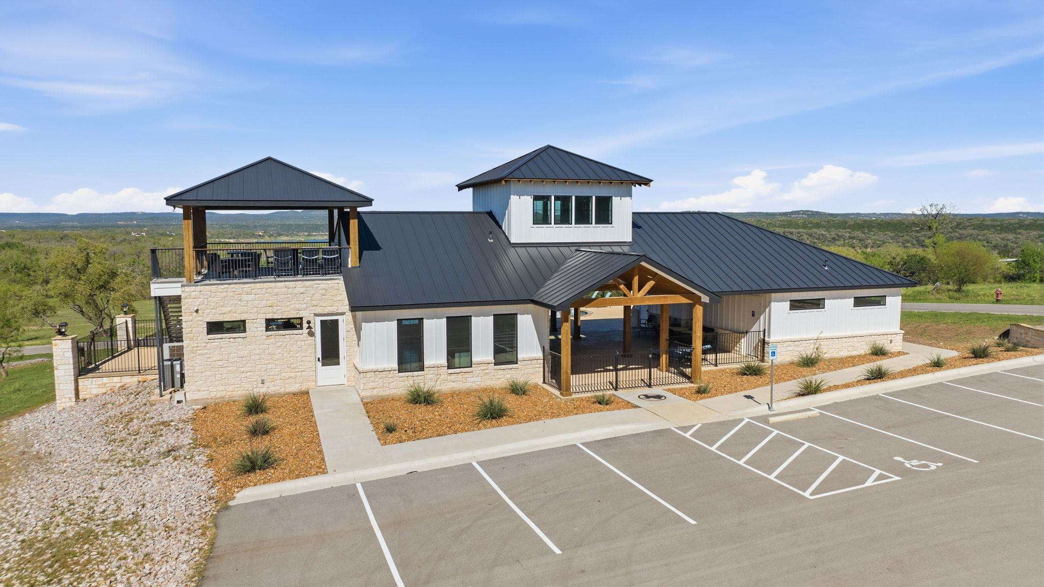 4 Creek Hollow Way, Spicewood, TX 78669