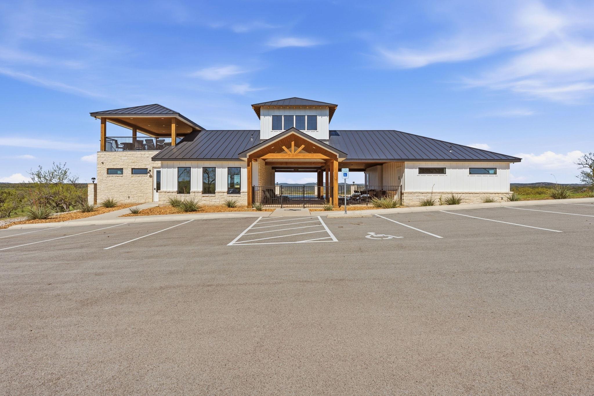 4 Creek Hollow Way, Spicewood, TX 78669