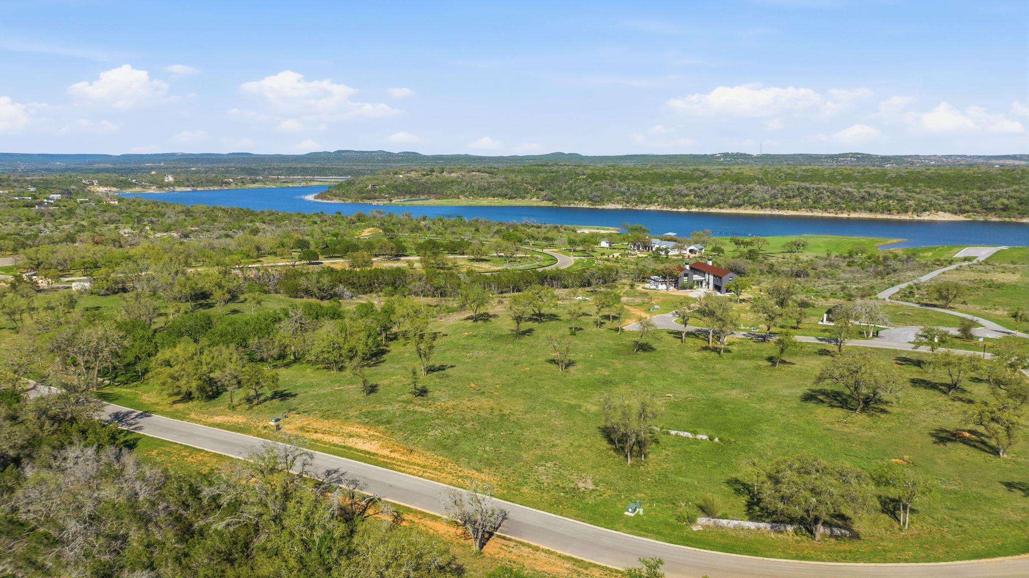 4 Creek Hollow Way, Spicewood, TX 78669