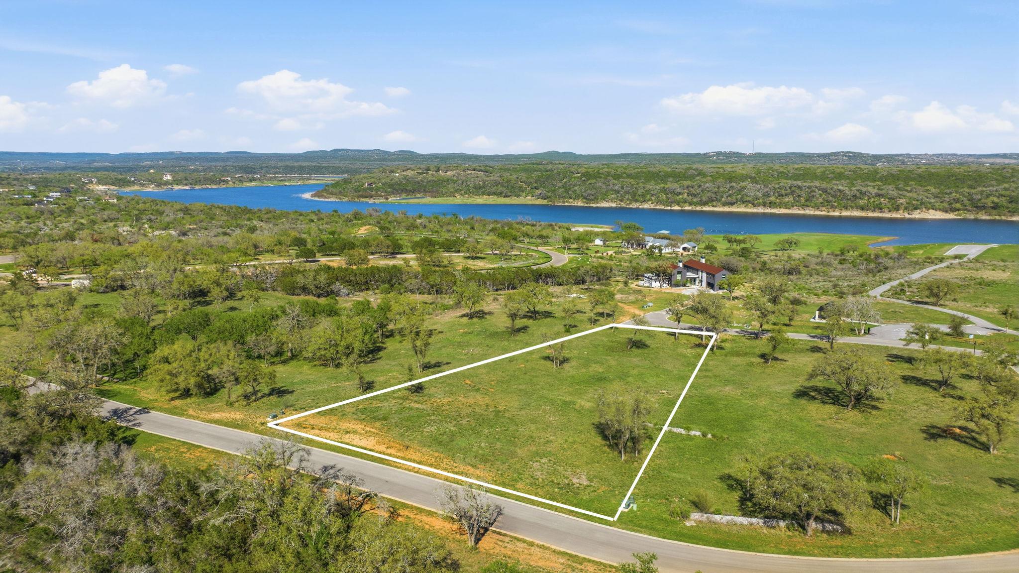 4 Creek Hollow Way, Spicewood, TX 78669