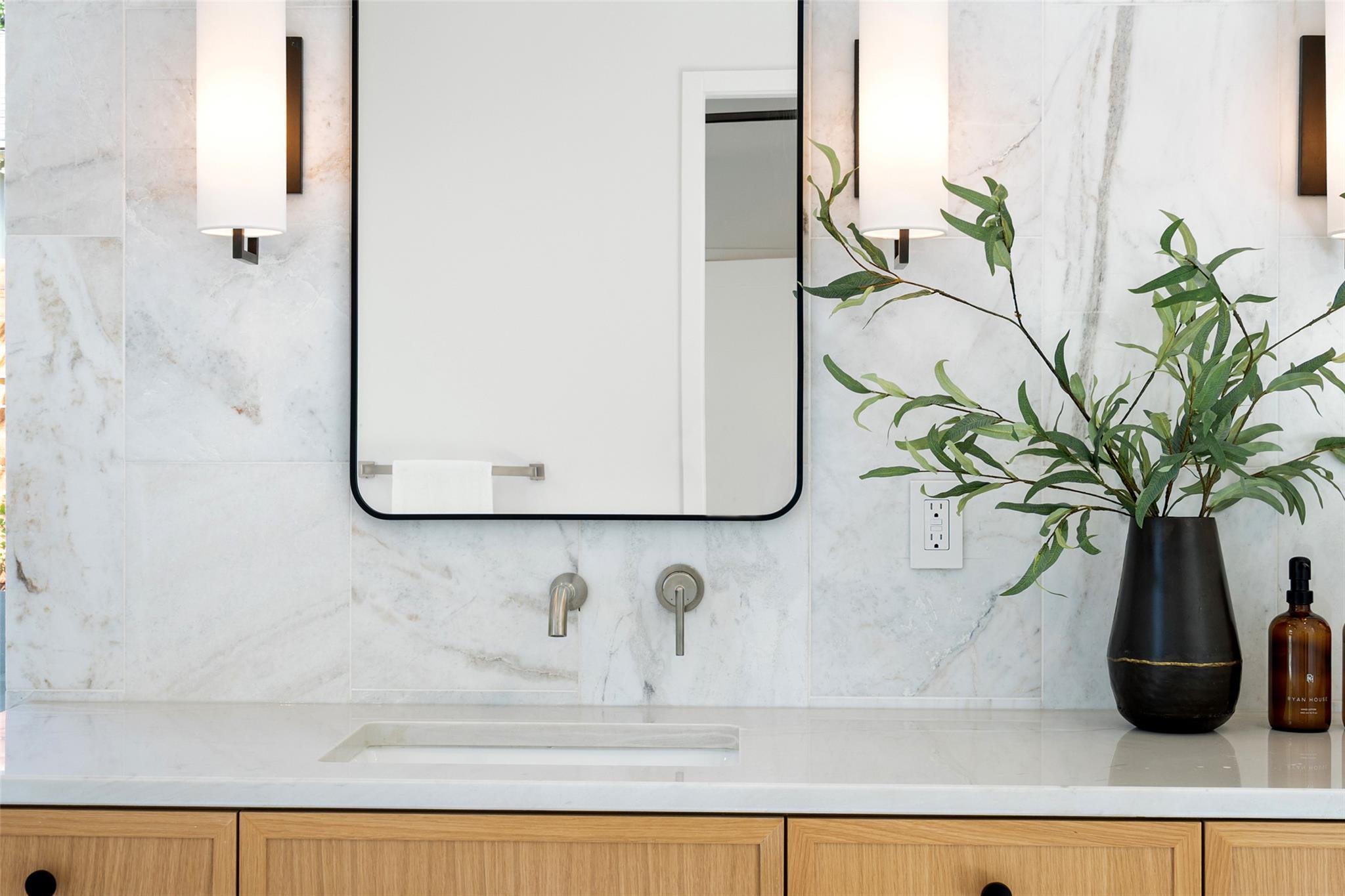 1702 W 30th St, Austin, TX 78703