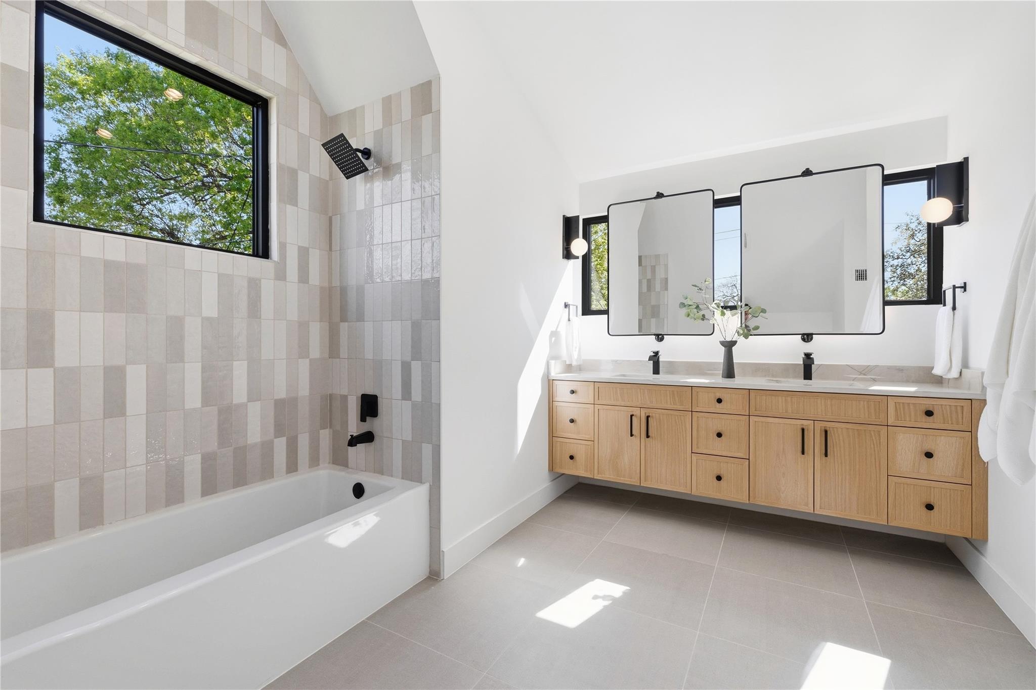 1702 W 30th St, Austin, TX 78703